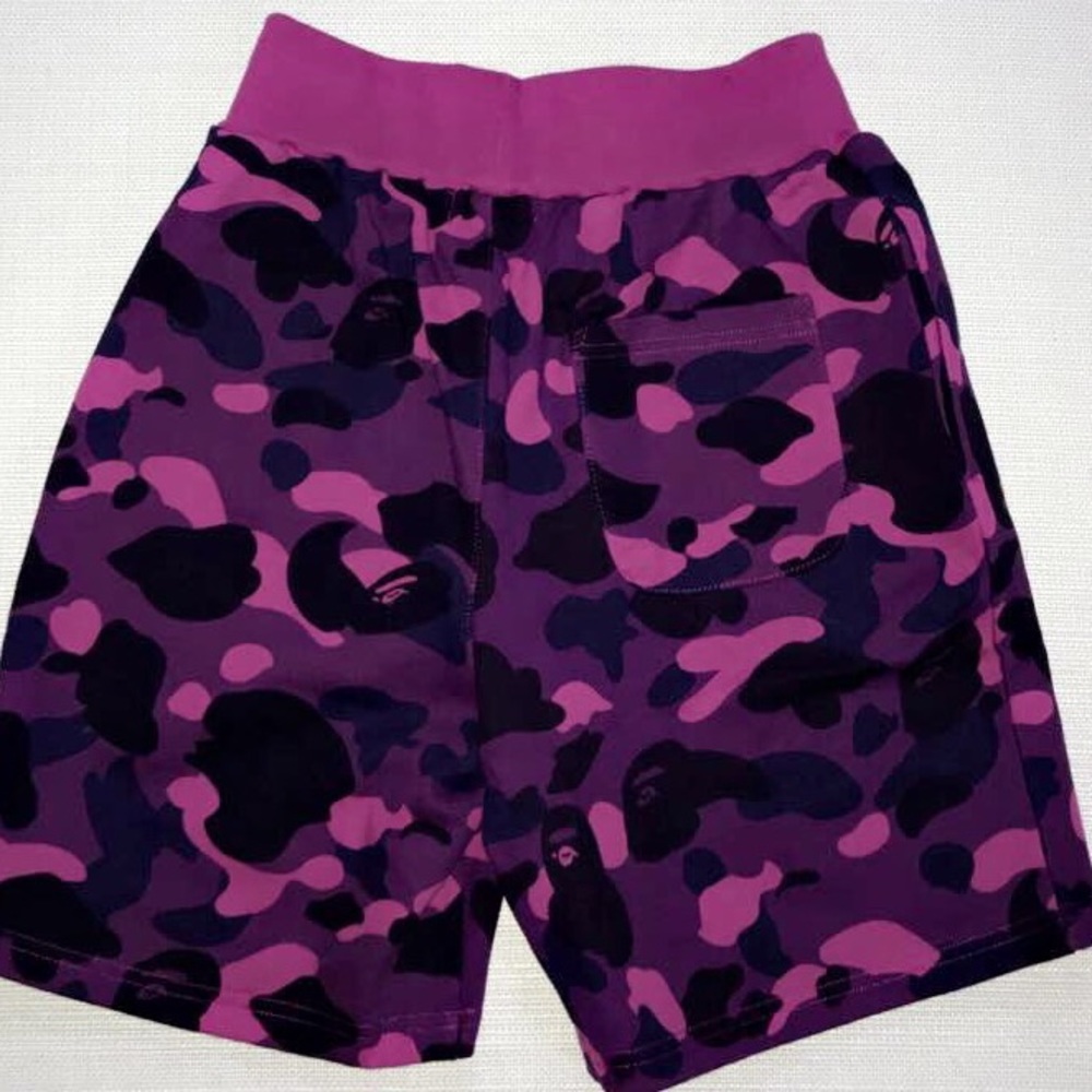 BAPE - Picture 2 of 8